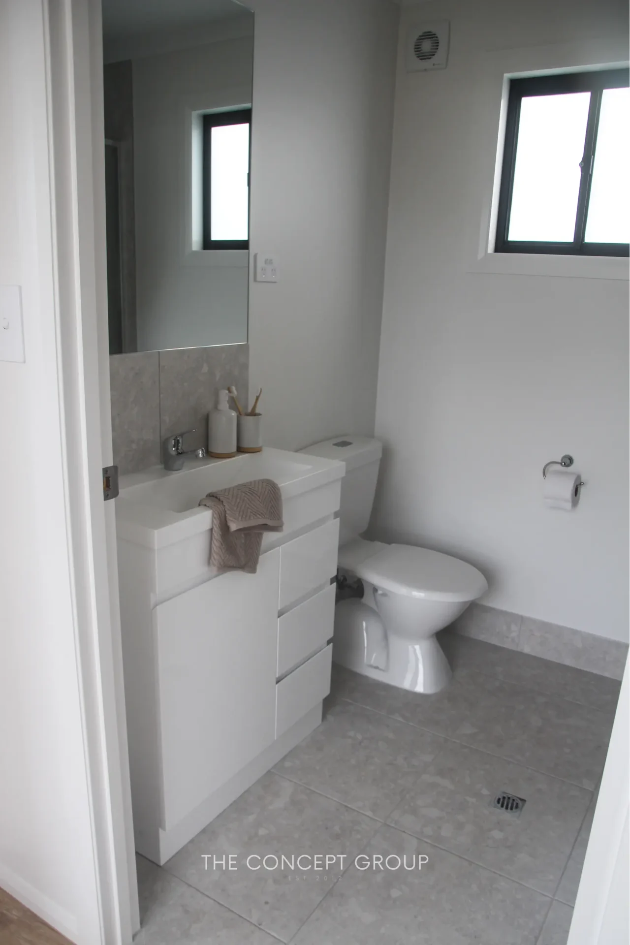 Custom Finished 9 x 3.4m Executive Modular Home - Image 12